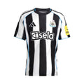 Maillot Newcastle domicile flat lay